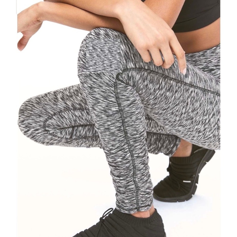 Lululemon Ready To Rulu Legging 28" Womens 2 Black White Space Dye Ruched Soft